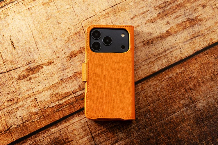 Custodia in pelle Apple iPhone 17 Pro