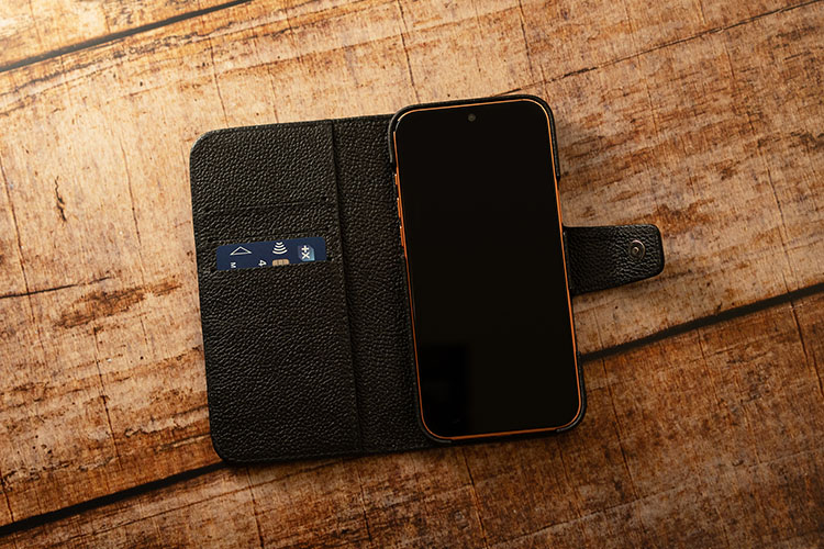 Apple iPhone 17 Pro Max leather wallet case