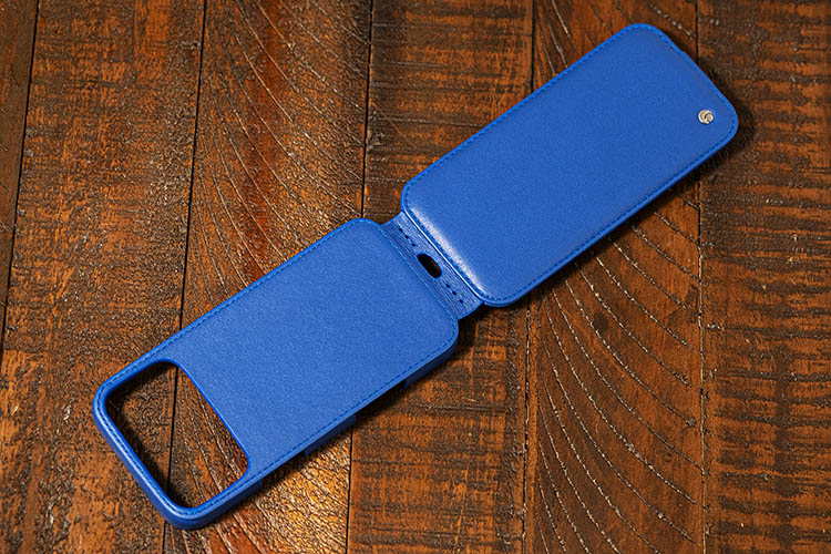 Housse cuir Apple iPhone 17 Pro Max