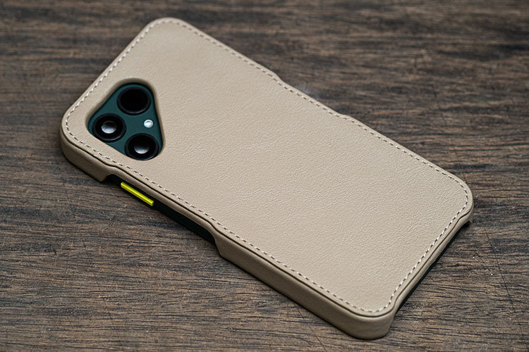 Fairphone 6 leather cover