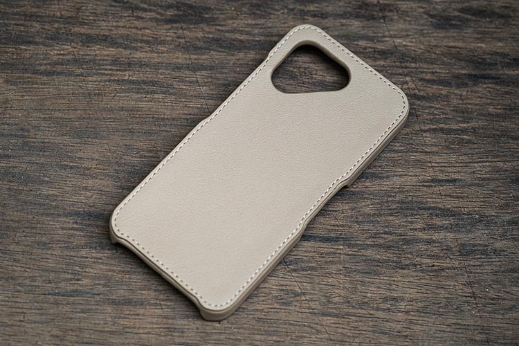 Fairphone 6 leather cover