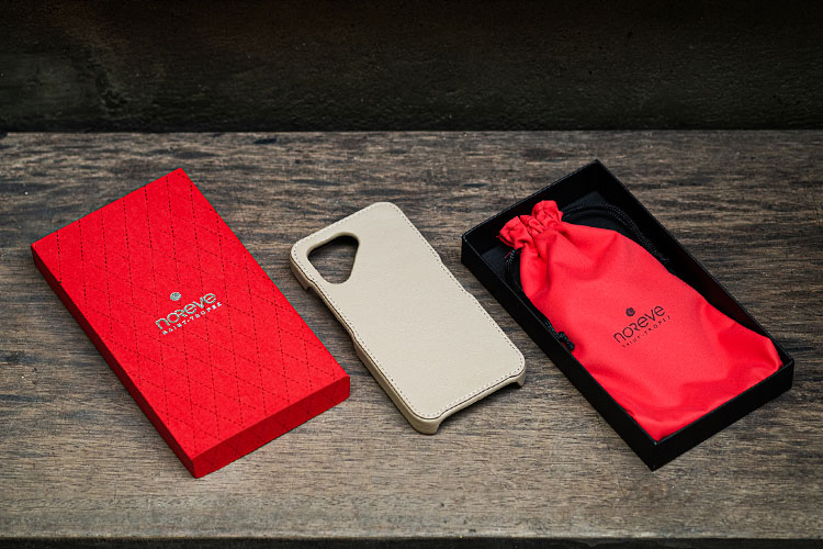 Fairphone 6 leather cover