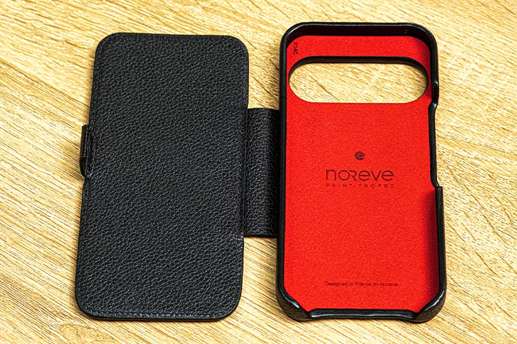 Google Pixel 10 Pro leather case