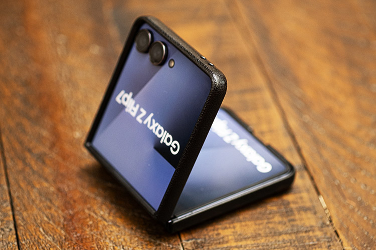 Funda de piel Samsung Galaxy Z Flip7